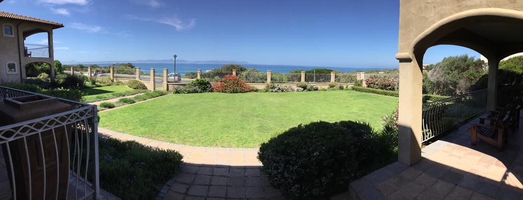 On the Cliff Pensión Hermanus Exterior foto